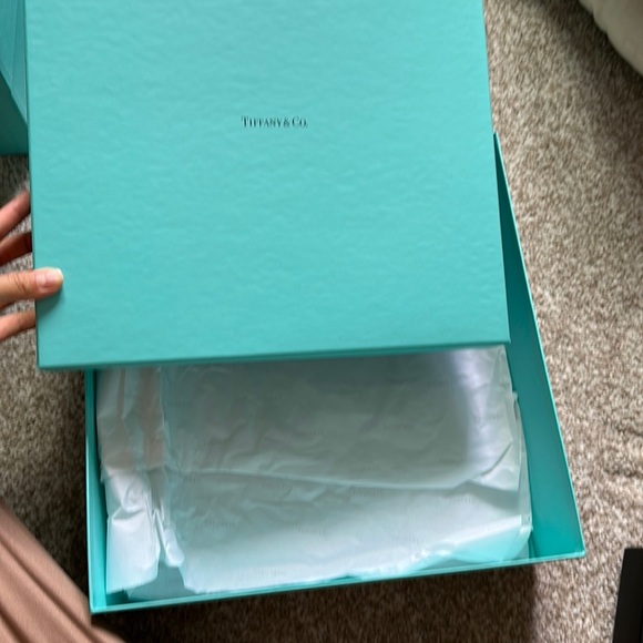 Authentic Tiffany & Co. Blue Box - Picture 4 of 4